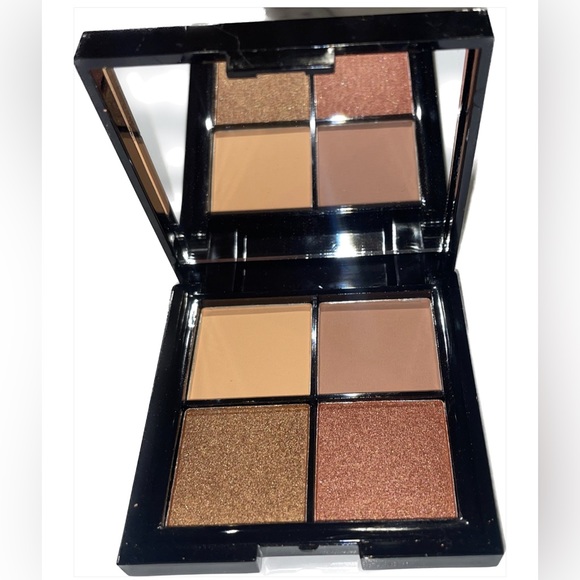 PHASE ZERO MAKE UP
Quad Eyeshadow Palette in Santorini NWT neutral colors 🥰 - Picture 11 of 11